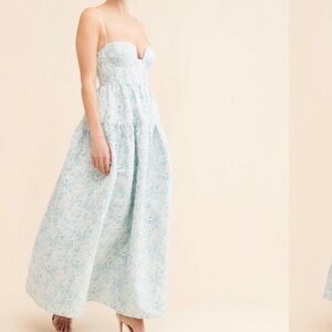 Maison Armory 
The Windsor Maxi Dress
jj18